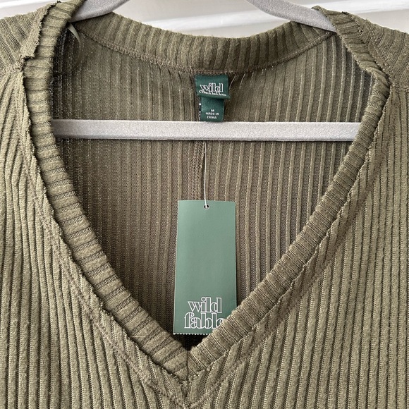 Target V-Neck Ribbed Long Sleeve - Picture 2 of 3